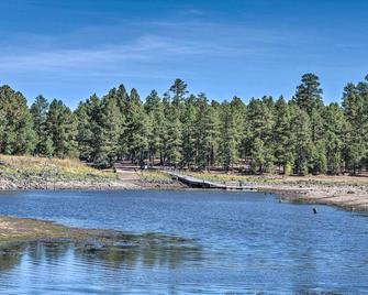 Gated Resort, Pool and Spa Townhome in Pinetop! - Pinetop-Lakeside - Beach