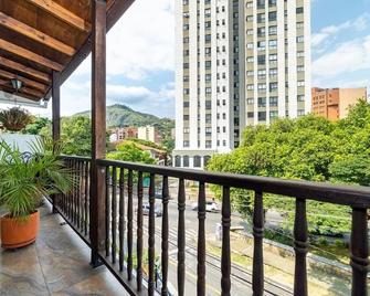 Santiago DC Hotel - Cali - Balkon