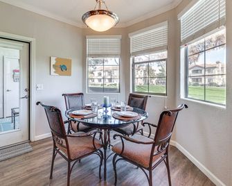 First-Floor Condo w/ Pool Access in Mesa! - Mesa - Dining room