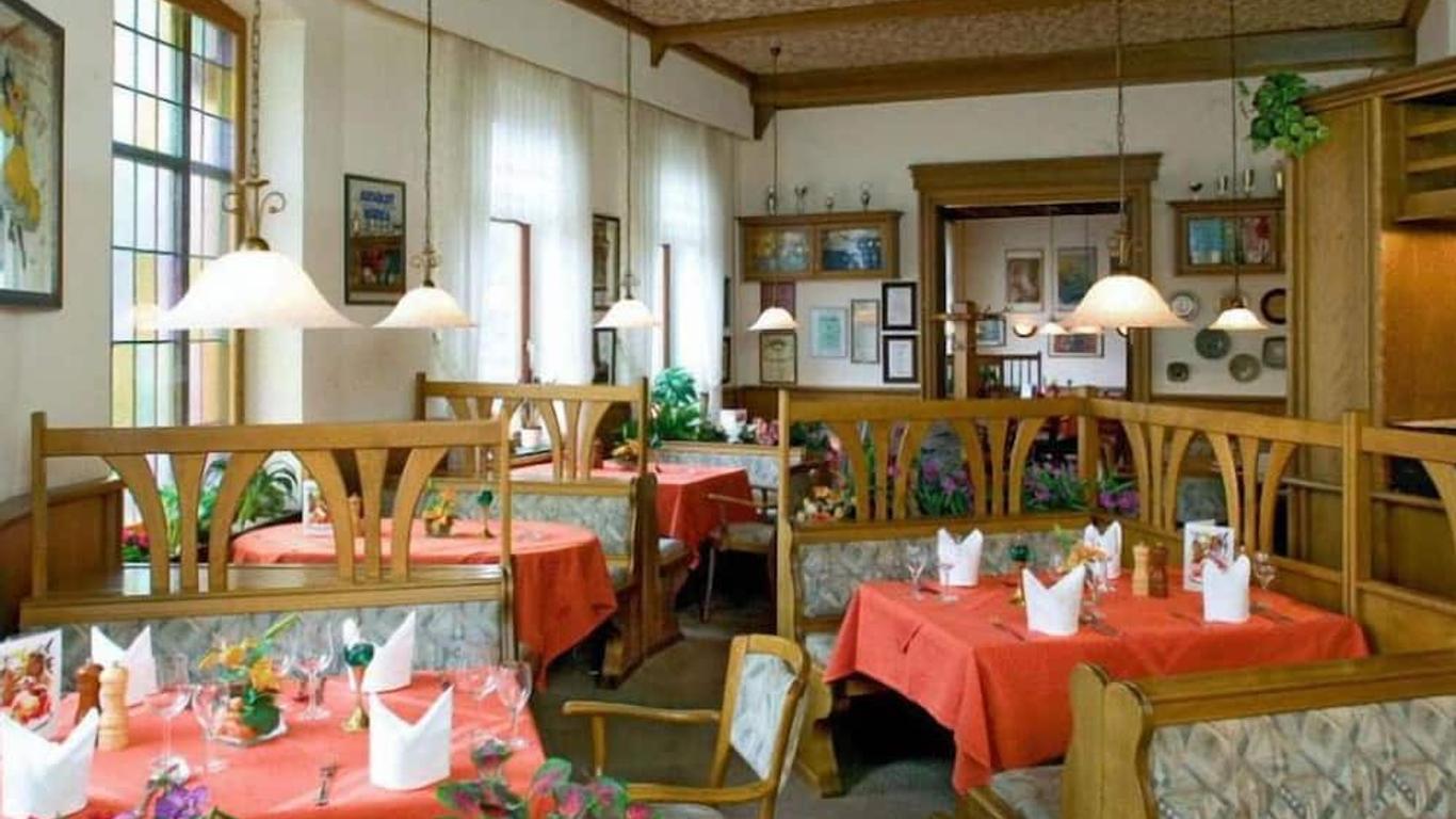 لاندجاستهوف تارب