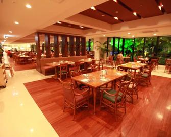 Palace In Moon Beach - Онна - Ресторан