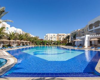 Le Corail Apart'Hotel & Splash Park - חמאמט - בריכה