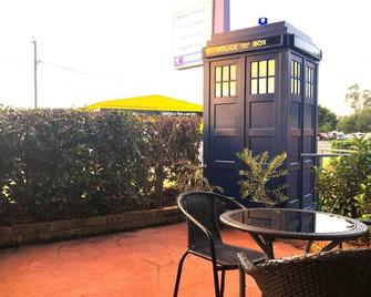 Acacia Motel - Chinchilla - Balkón