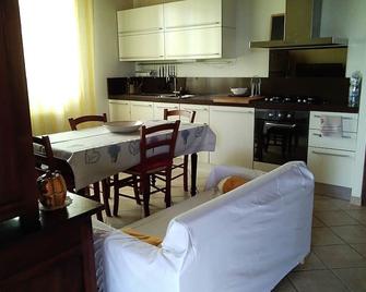 La Dèpendance - Rimini - Kitchen