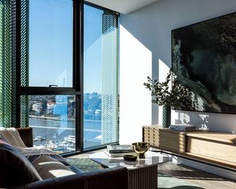 Kangaroo Point Apartment by Urban Rest - Brisbane - Vardagsrum