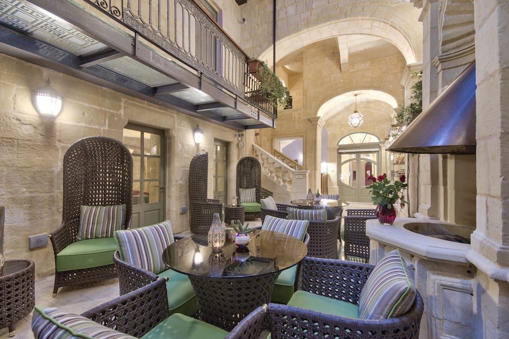 Other view of Palazzo Consiglia - Ik Collection