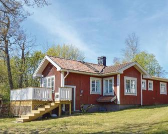 Lovely Home In Gräddö With Sauna - Gräddö - Edificio