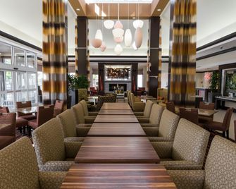 Hilton Garden Inn San Mateo - San Mateo - Lobby