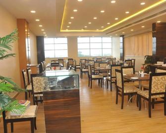 S R Continental - Gulbarga - Restaurante