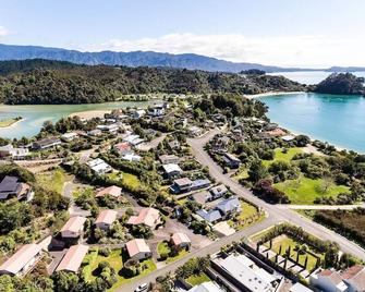 Two Bedroom Apartment Sea View - Kaiteriteri