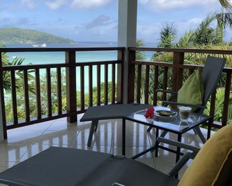 Sailfish Beach Villas - Anse Boileau - Balcone