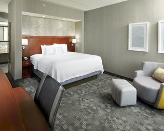 Courtyard by Marriott Pittsburgh Greensburg - Greensburg - Bedroom