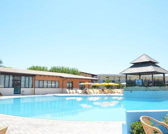 Hotel Club - Baia Dei Gigli - Isola di Capo Rizzuto - Pool