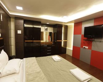 Hotel Metro Palace - Mumbai - Bedroom
