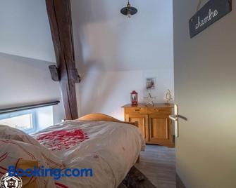 Gite de charme 5 épis - Demeure La Moliére - Bort-l'Étang - Bedroom