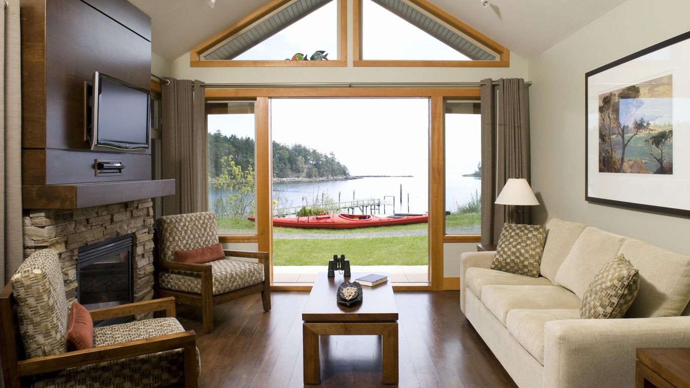Mayne Island Resort