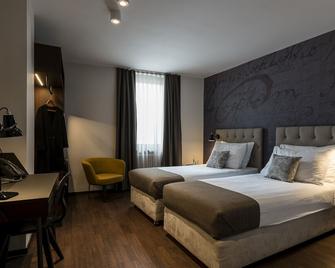 Hotel Mrak - Lubiana - Camera da letto