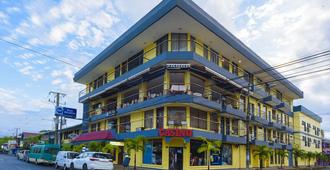 Best Western Hotel & Casino Kamuk - Quepos - Building