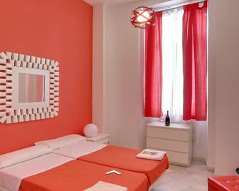 New Samay Hostel - Sevilla - Makuuhuone