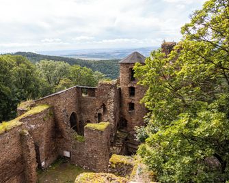 Pytloun Wellness Hotel Hasistejn - Misto - Buiten zicht