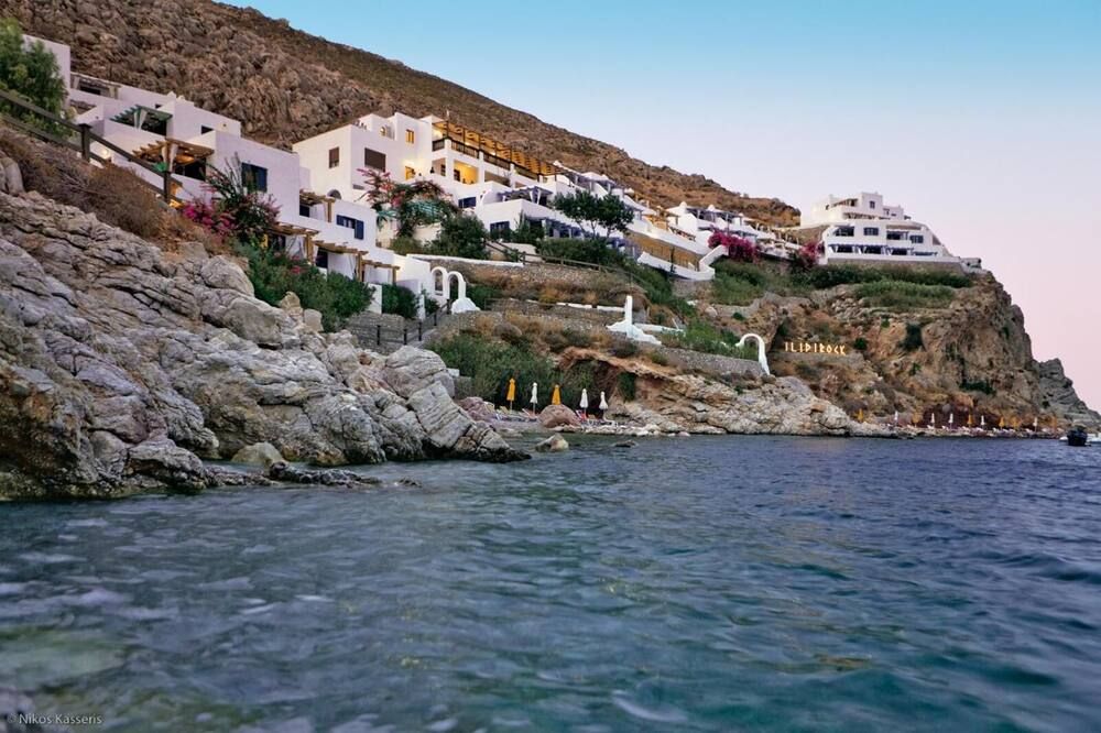 Ilidi Rock - Livadia