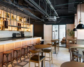 Flex Malaga City Center - Málaga - Bar