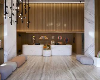 Dusit Suites Athens - Glyfada - Front desk