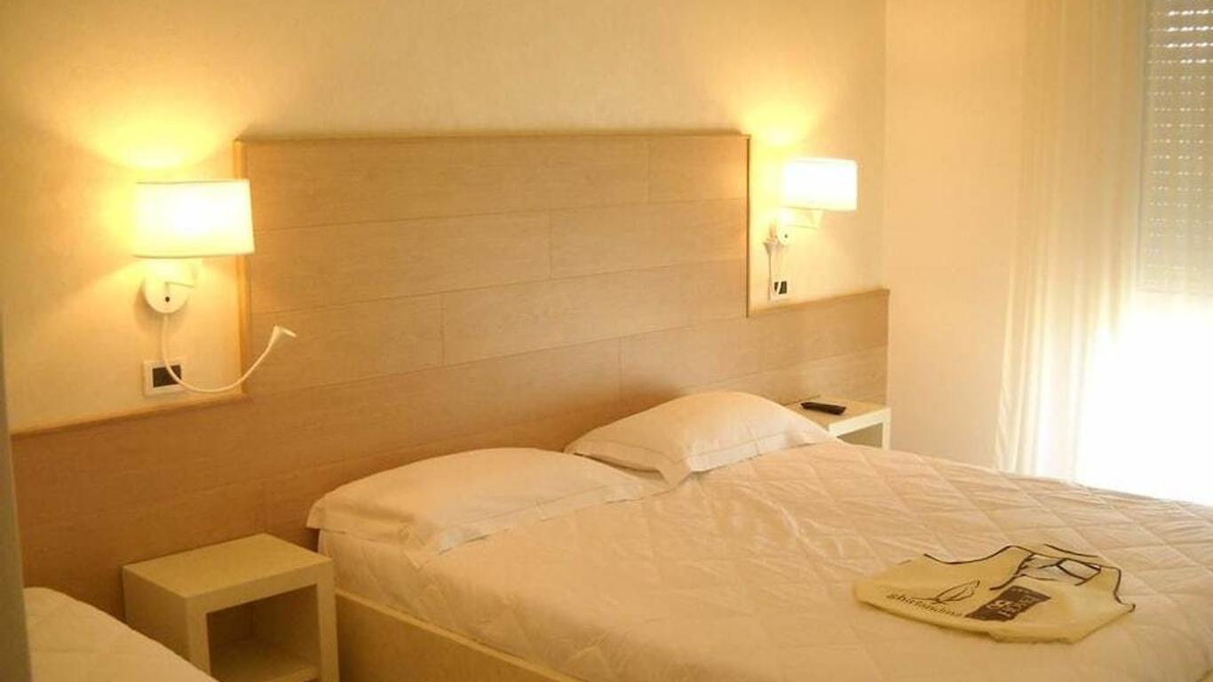 Hotel Ghirlandina