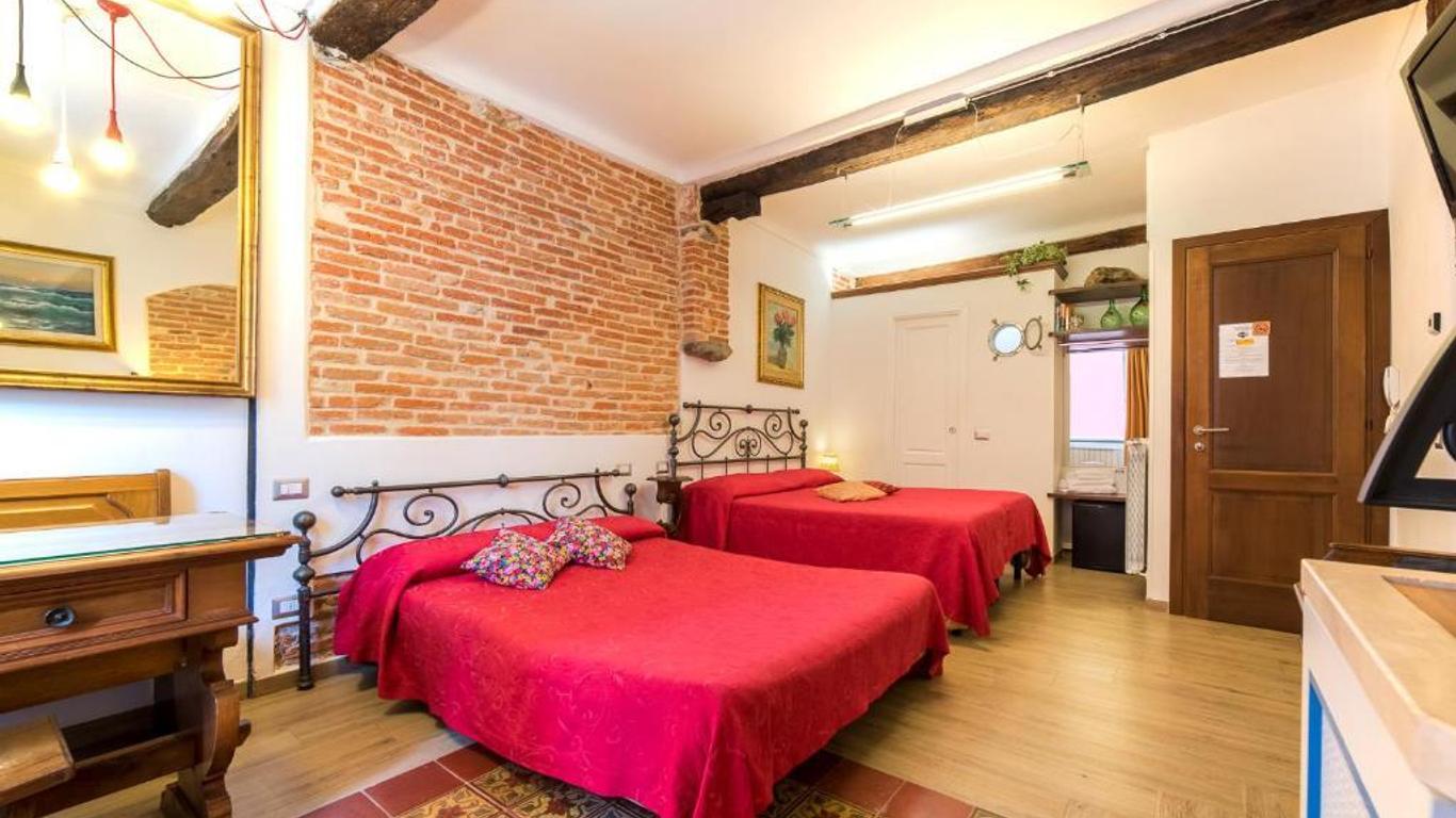 Sea View Suites - Francamaria Rooms