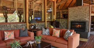 Rhino Post Safari Lodge - Skukuza - Lounge