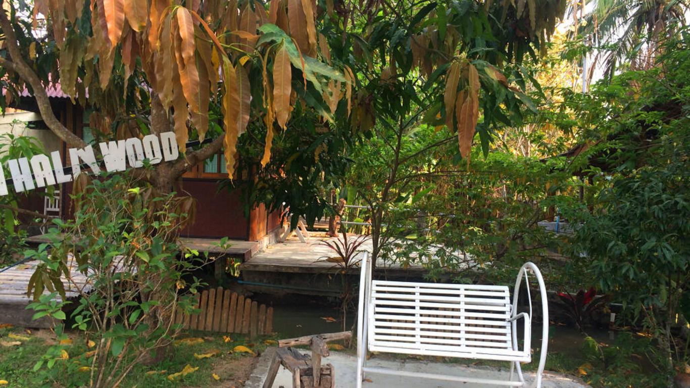 Baan Pai Riverside Resort