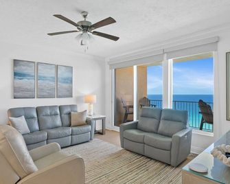 Treasure Island 0801 - Panama City - Living room
