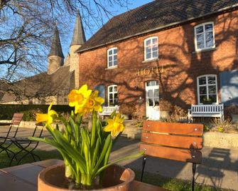 Hotel am Kloster - Domäne Möllenbeck - Rinteln - Gebouw
