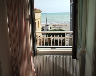 B&B Zi Pasquale - Porto Recanati - Balkon