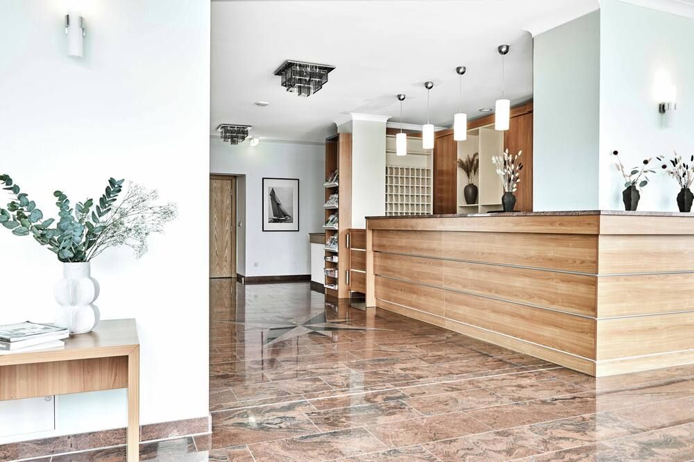 Hotel Binzer Hof - בינץ - דלפק קבלה