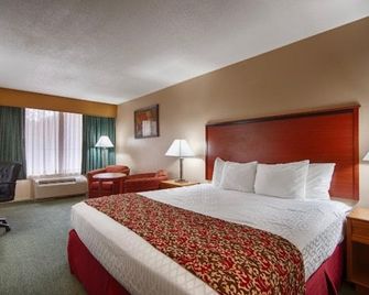 Hotel Red Rose by Townhouse Covington I-64 - Covington - Bedroom