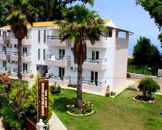 Cavos Beach House - Kavos - Gebouw