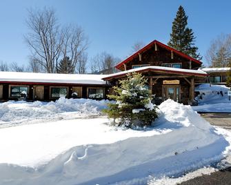 Adirondack Spruce Lodge - Wilmington - Building