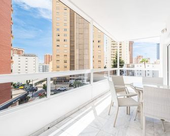Apartamentos Les Dunes Centro 1-A Levante Beach - Benidorm - Balcony