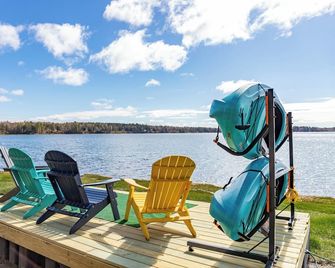 Private Coveside Escape. Minutes to Acadia - Trenton - Innenhof