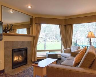 Whispering Woods Resort By Vri Americas - Welches - Living room