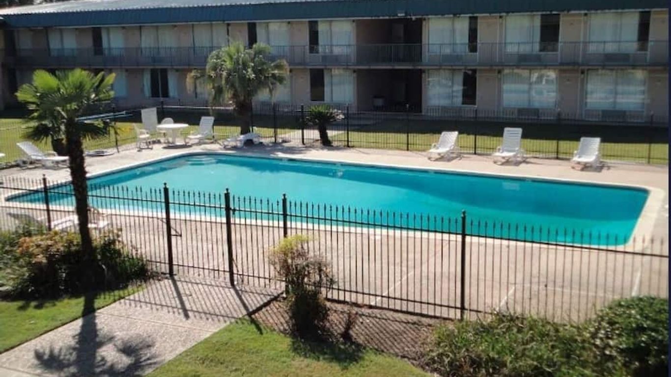 OYO Hotel Audubon Baton Rouge Port Allen I-10