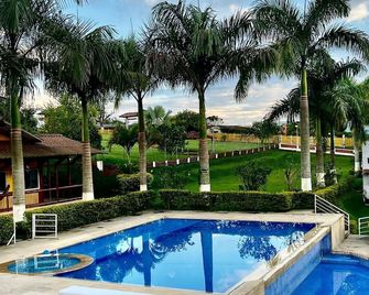 Hotel casa confort - Santa Rosa de Cabal - Басейн