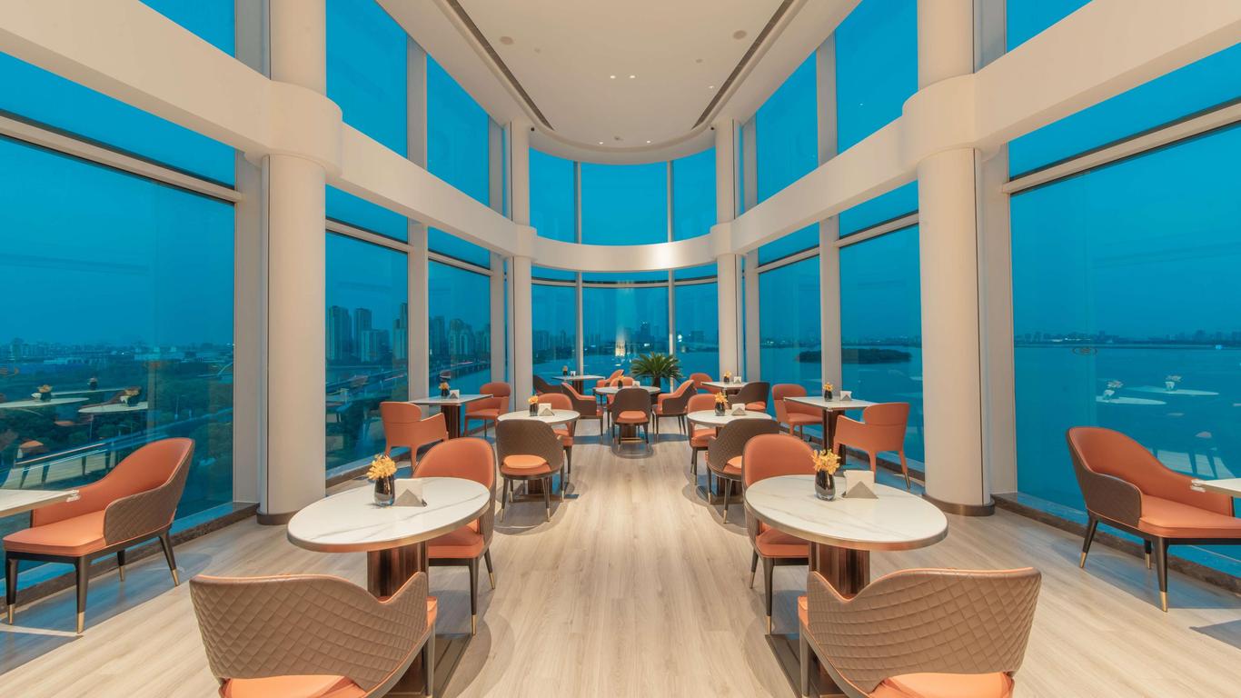 Crowne Plaza Suzhou By IHG