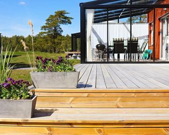 6 Person Holiday Home in Saffle-by Traum - Saffle - Innenhof