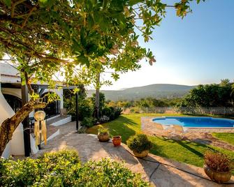 Suite Swimming Pool Quinta da Eira 140 years old - Loulé - Pool