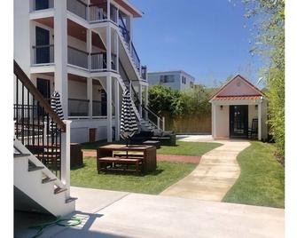 5100 Vacation Club - Wildwood - Building