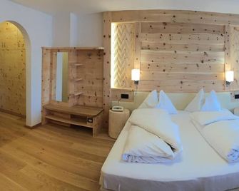 Hotel Pütia - St. Martin in Thurn - Schlafzimmer