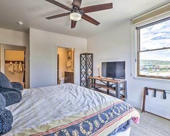 3 Mi to Dillon Reservoir Condo with Balcony! - Silverthorne - Bedroom