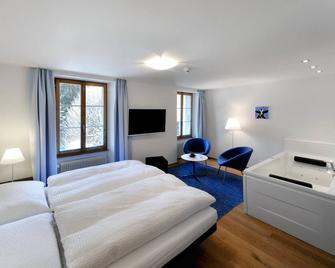 Hotel Sternen - Lenk im Simmental - Bedroom